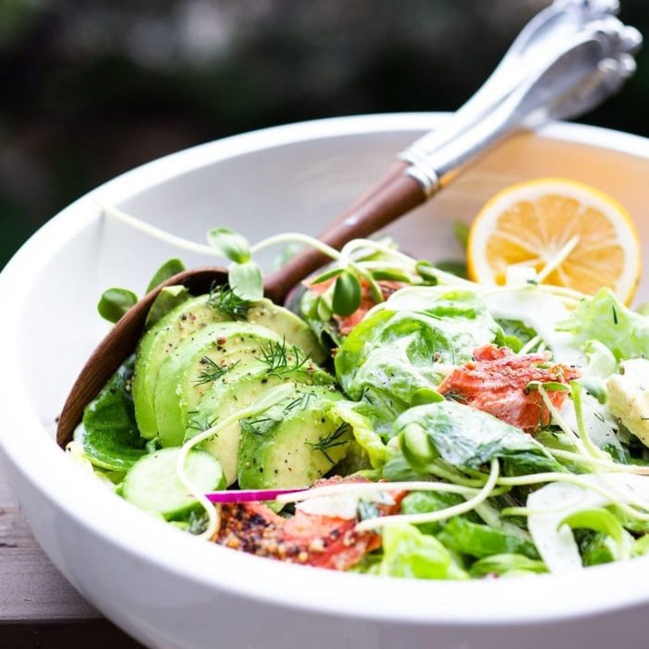 Mouthwatering Smoked Salmon Salad Recipe for a Healthy Feast