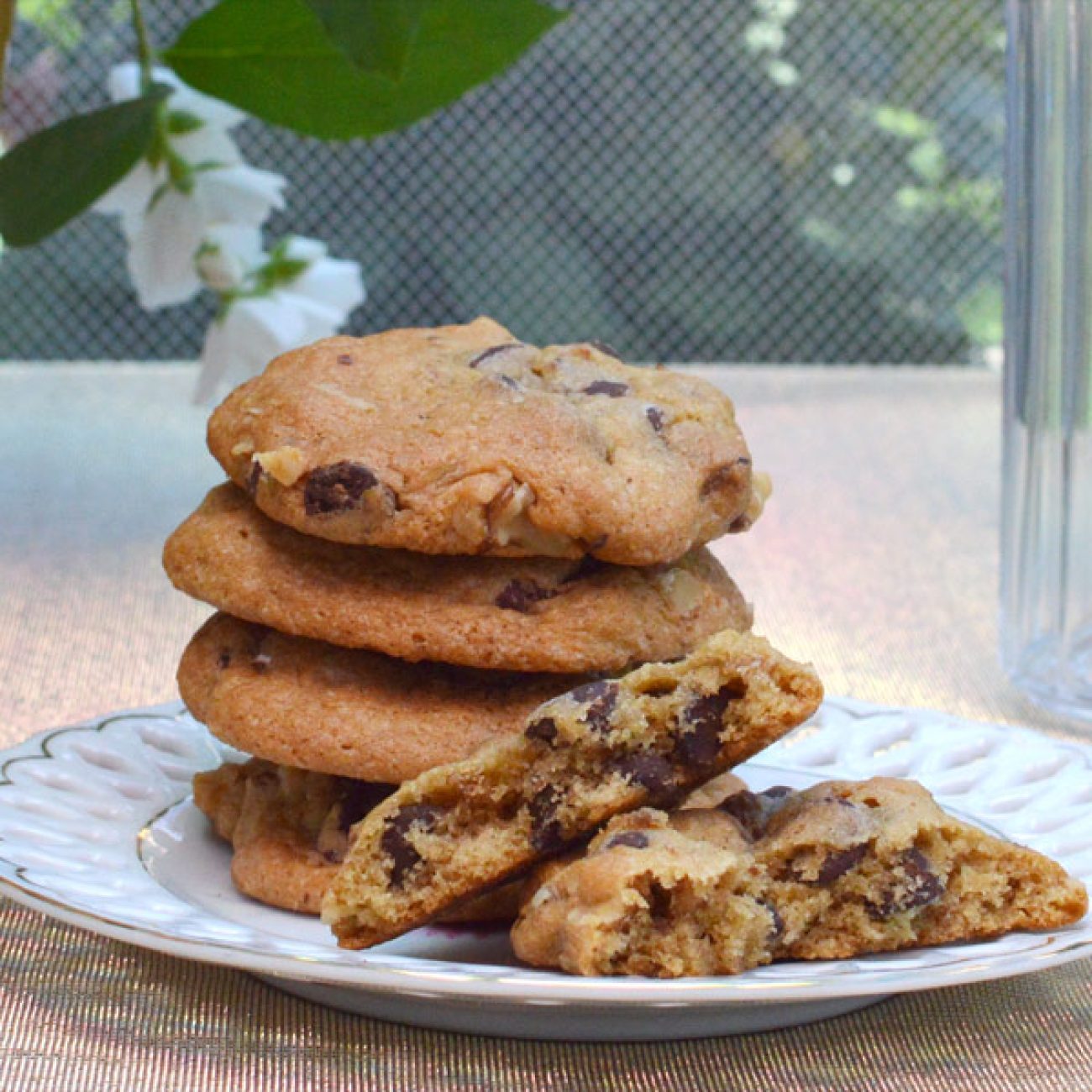 Mrs. Fields Chocolate Chip Cookies