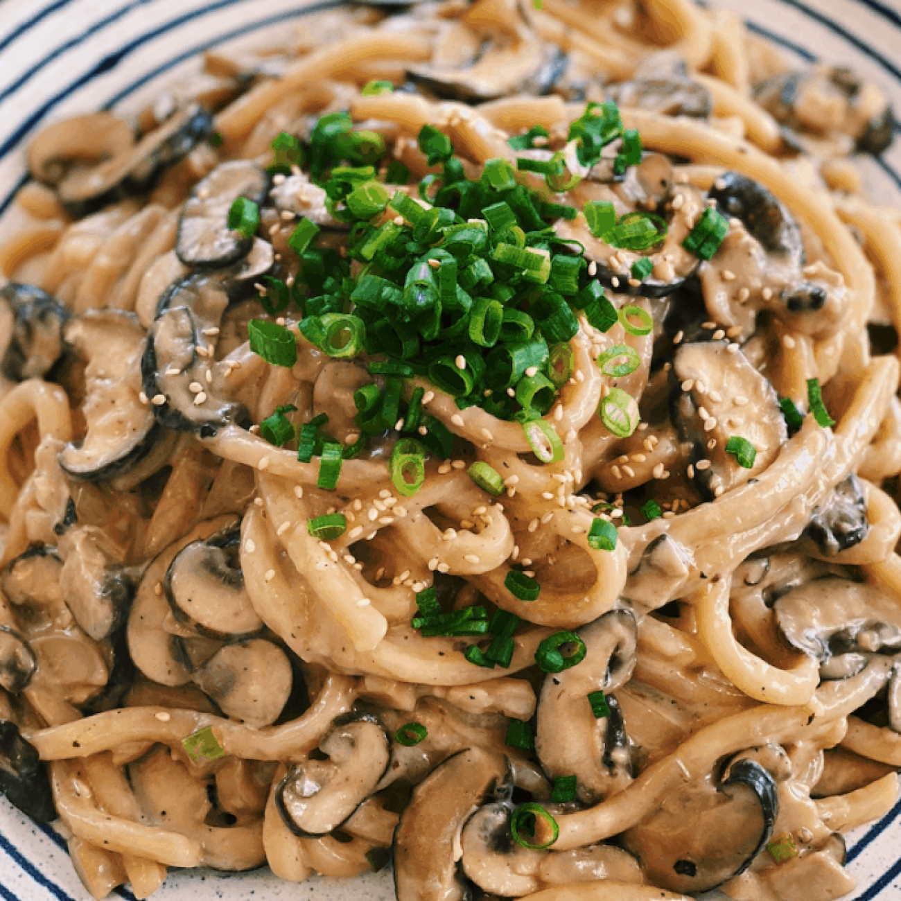 Mushrooms With Ginger And Green Chilli Khombi