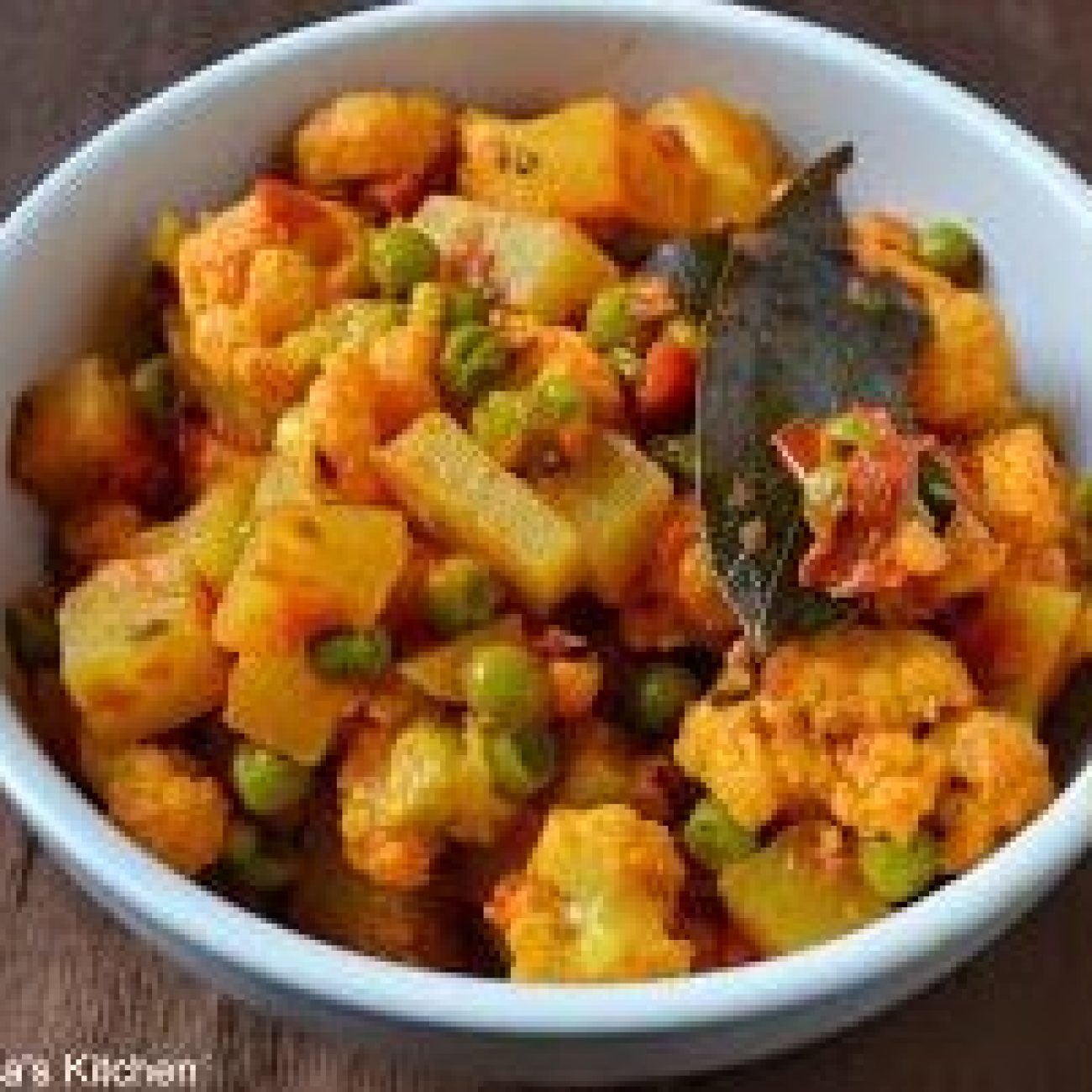 Nepalese Potato, Tomato And Pea Curry