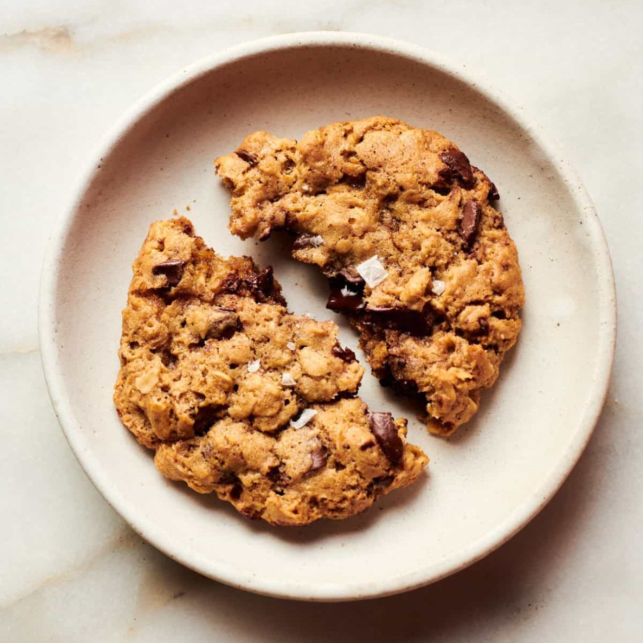 Oatmeal Chocolate Chip Cookies