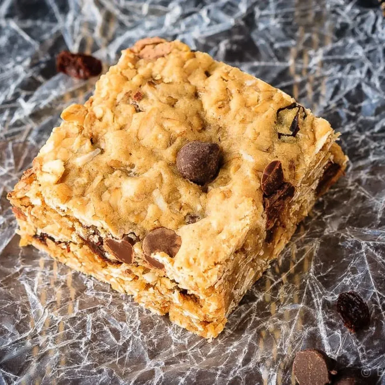 Oatmeal Raisin Bar Cookies