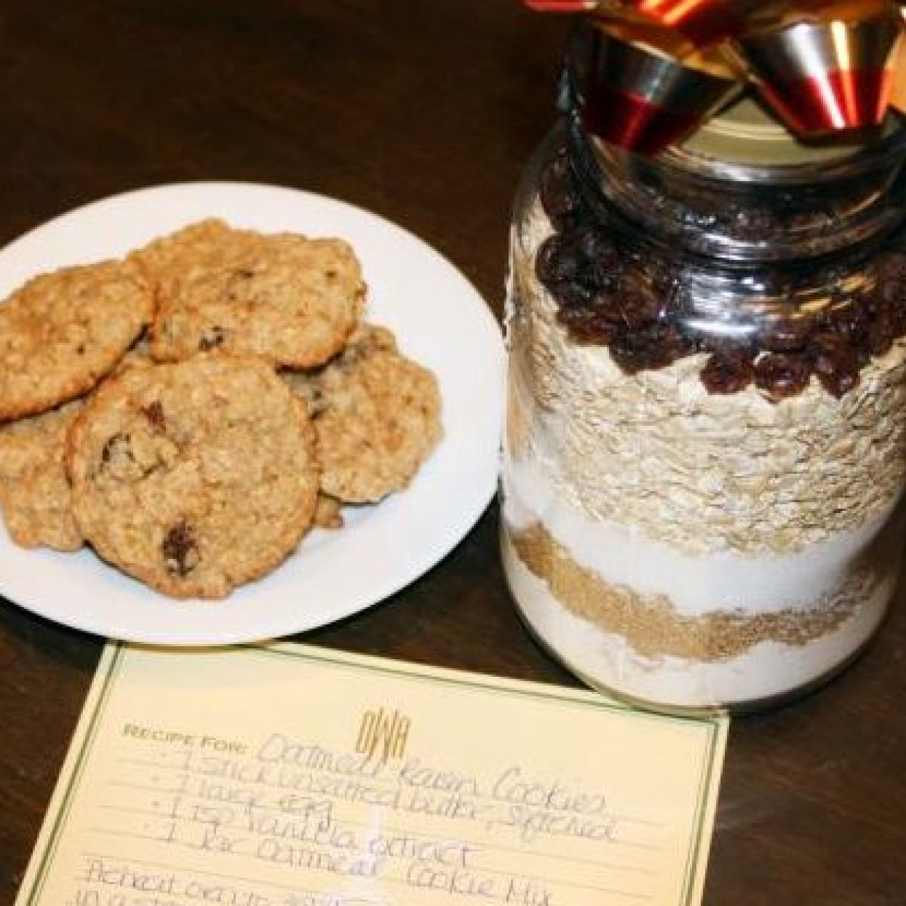 Oatmeal Raisin Spice Cookies In A Jar