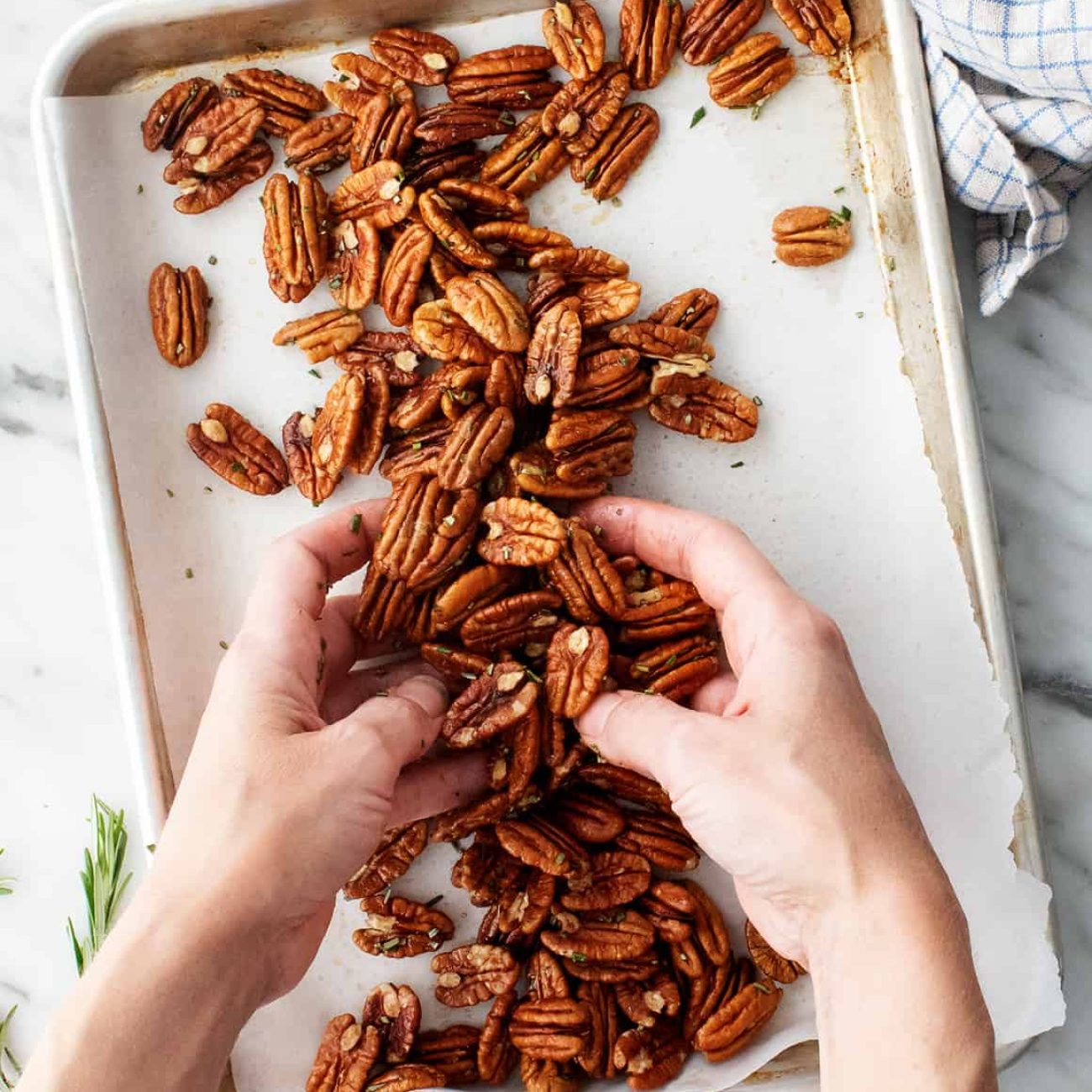 Oil-Free Roasted Pecans: A Healthy Snack Recipe