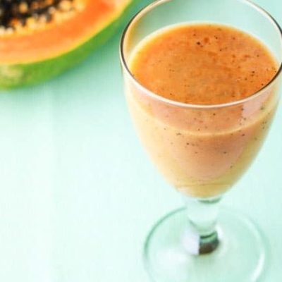 Papaya-Banana Smoothies