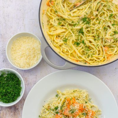 Pasta Garlic Cream Sauce With Smoked Salmon