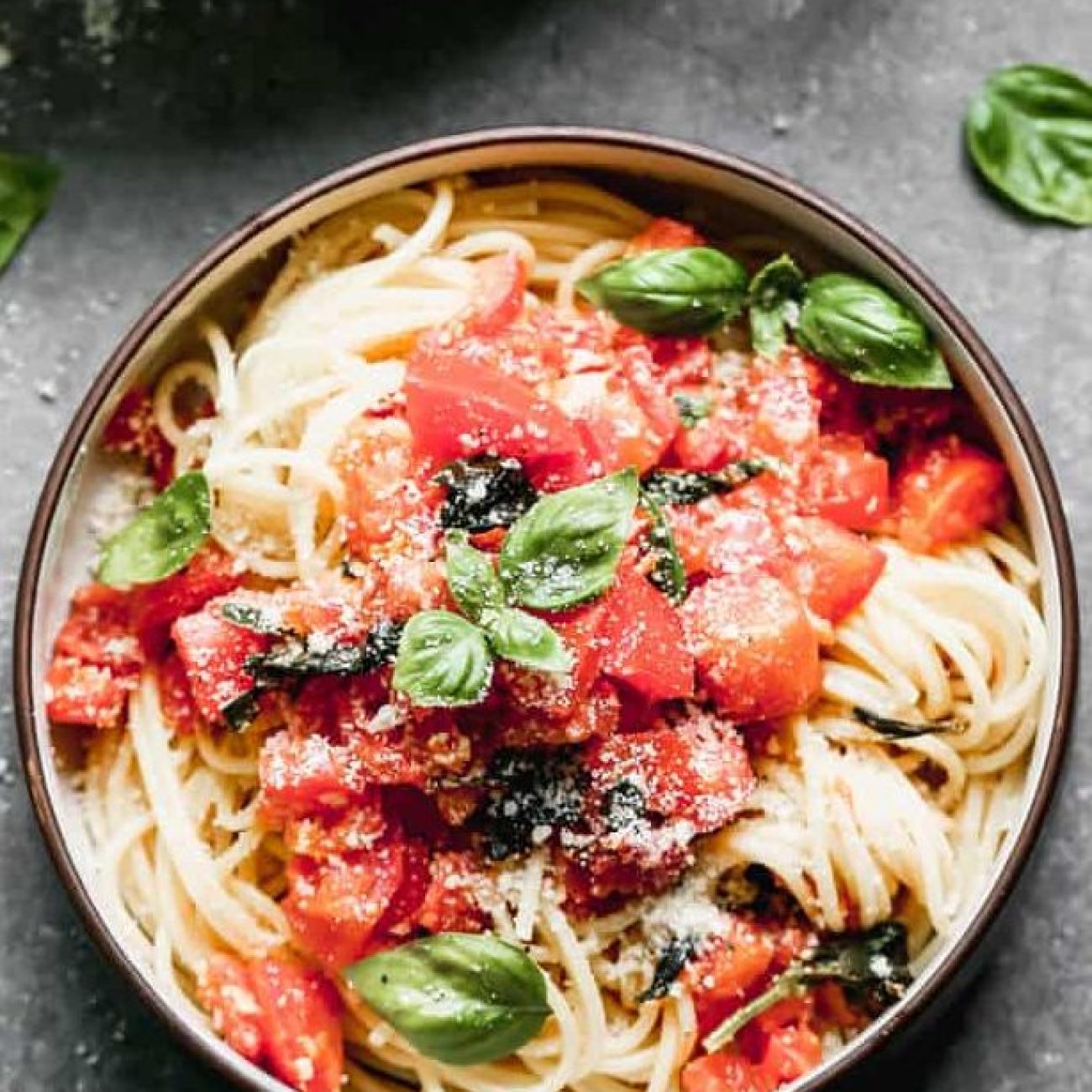 Pasta W/ Garlic, Tomato, & Basil