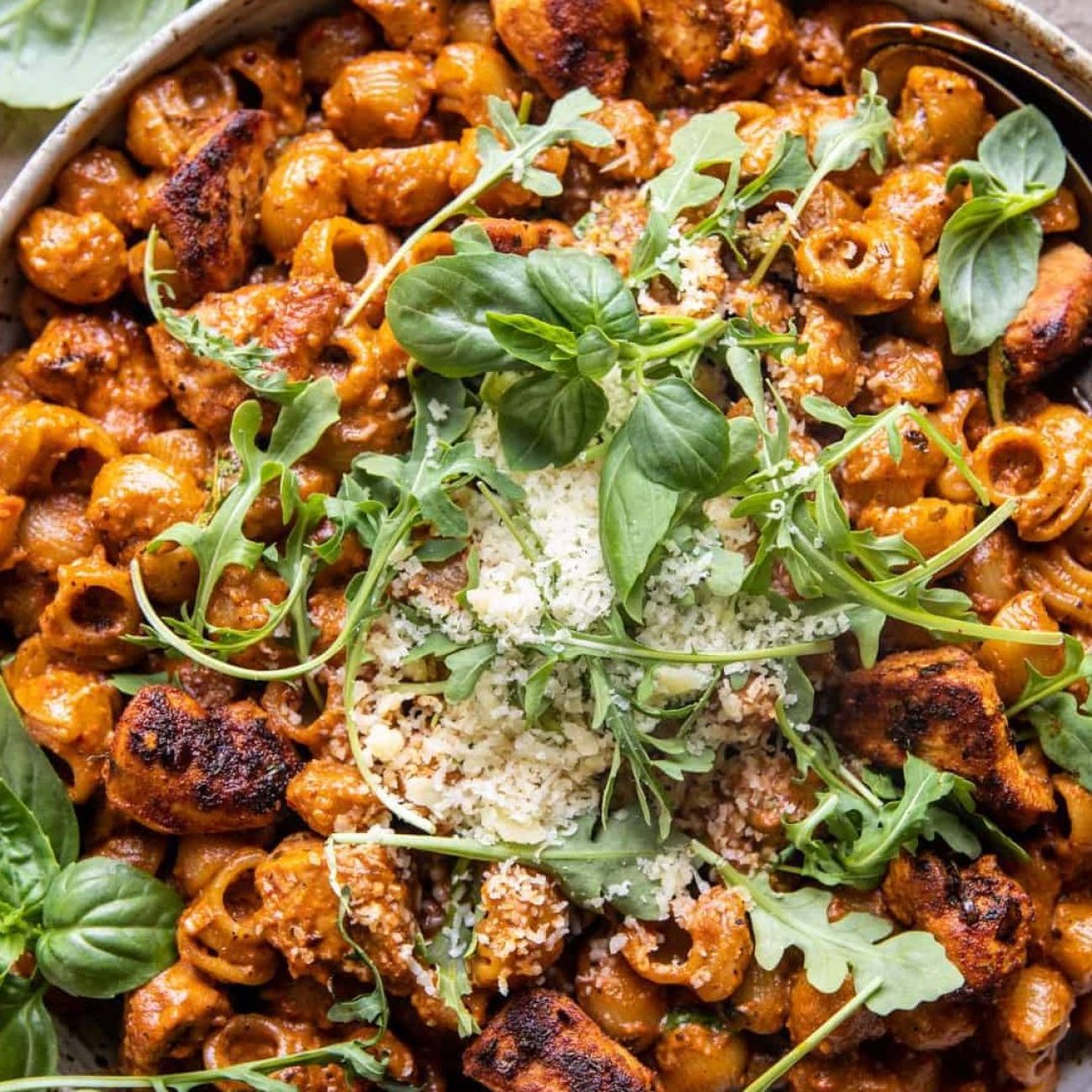 Pasta With Creamy Red Roasted Pepper