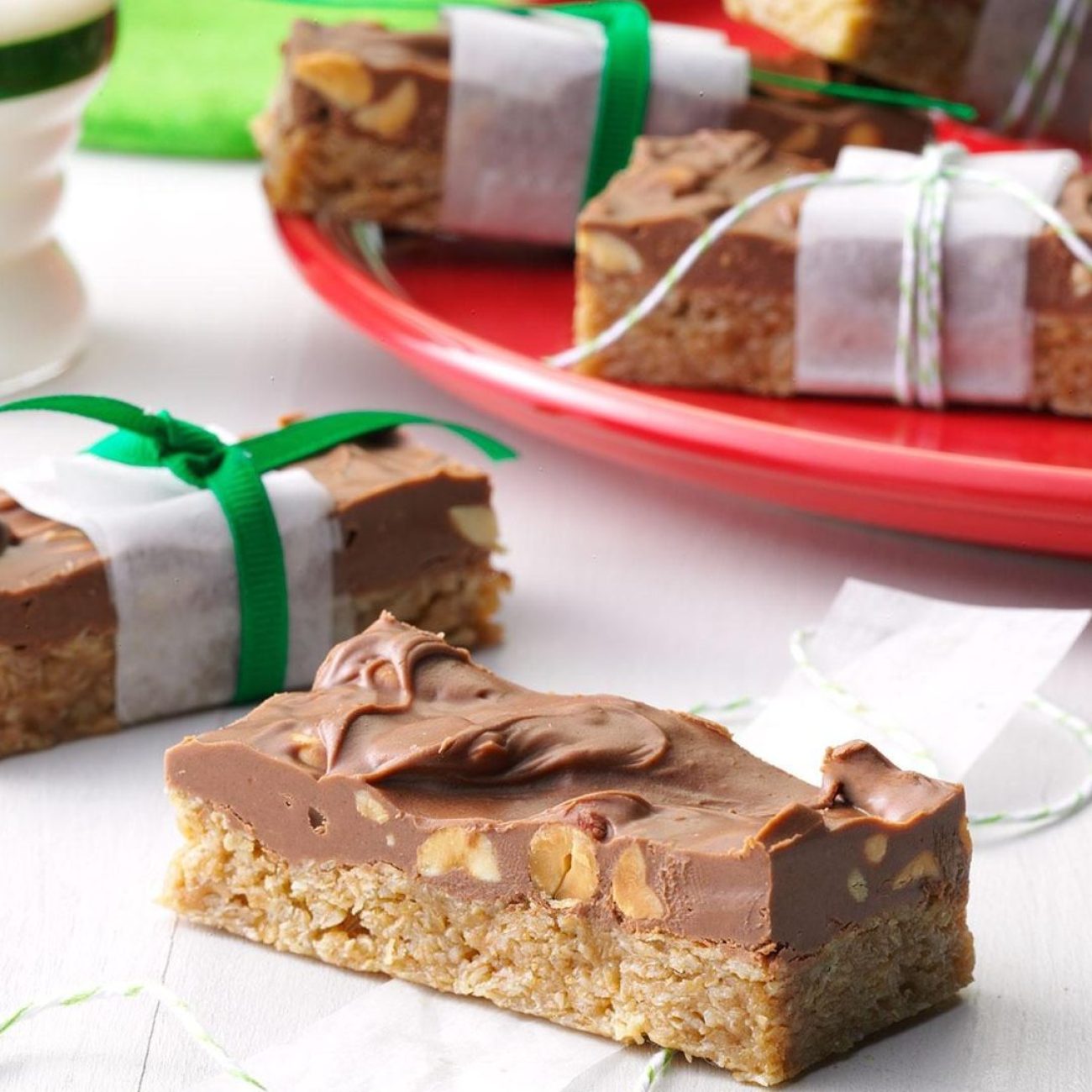 Peanutty Caramel Bars