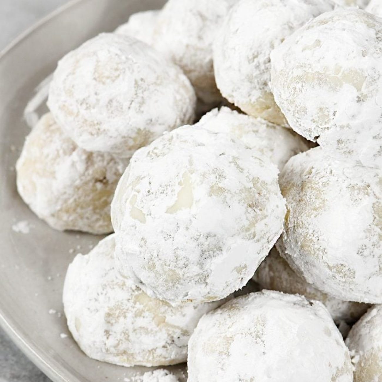 Pecan Puffs Aka Mexican Wedding Cakes