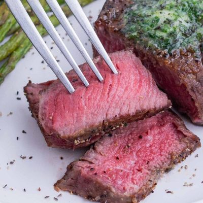 Perfectly Seared Beef Tenderloin Steakhouse Style