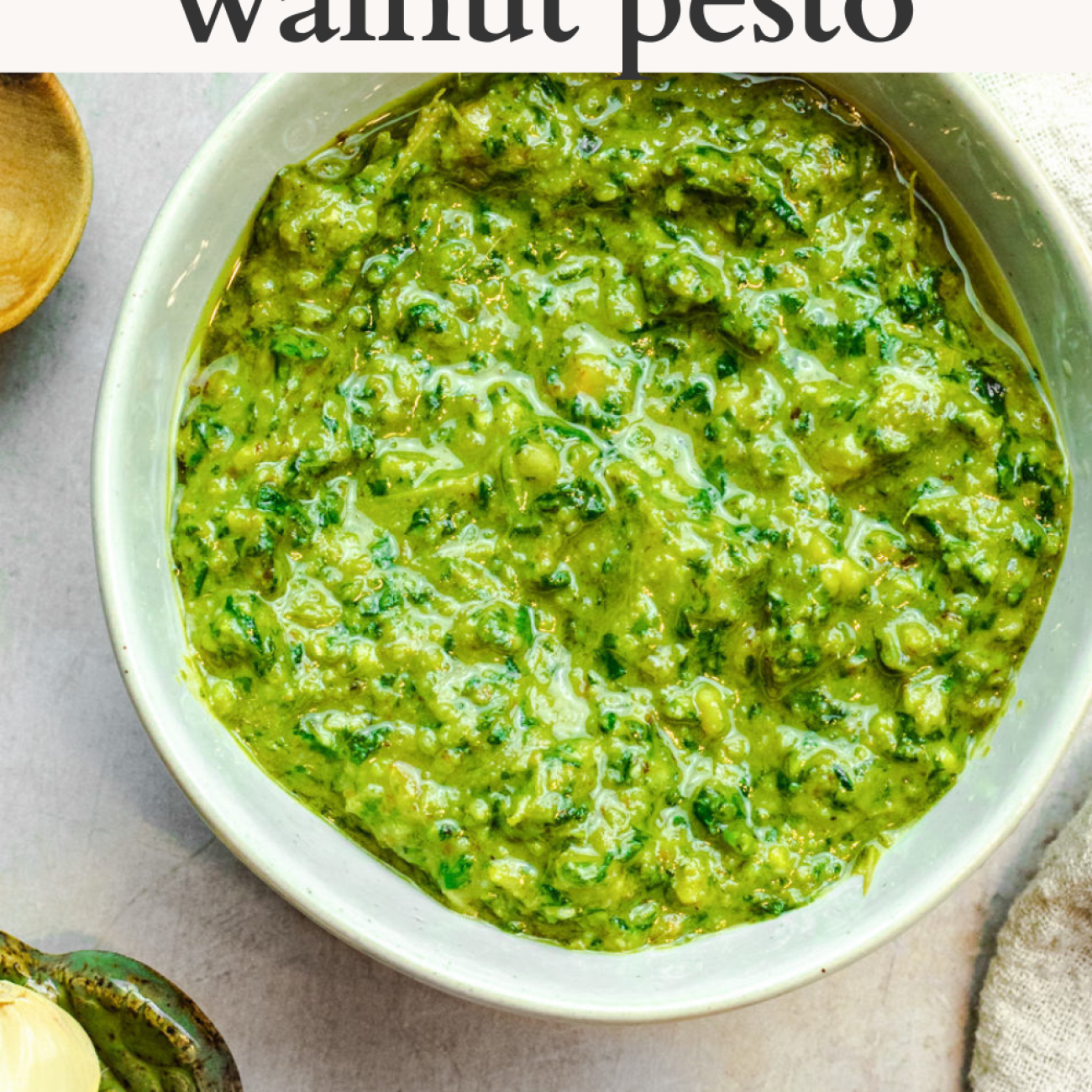 Pesto Nuts