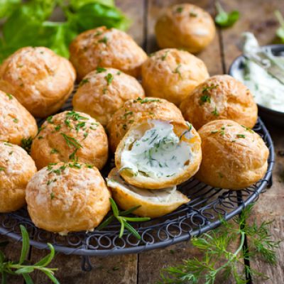 Petits Choux Au Fromage Ou Gougeres