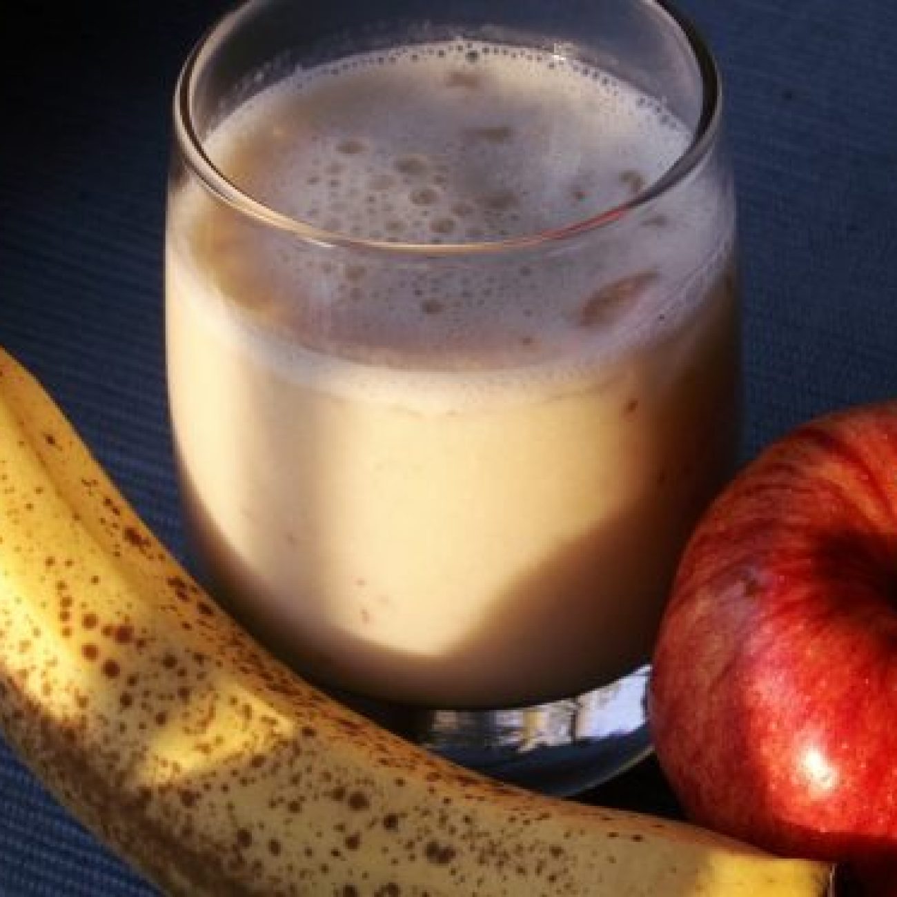 Pineapple, Apple & Banana Smoothie