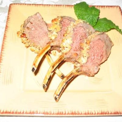 Pistachio- Crusted Moroccan Rack