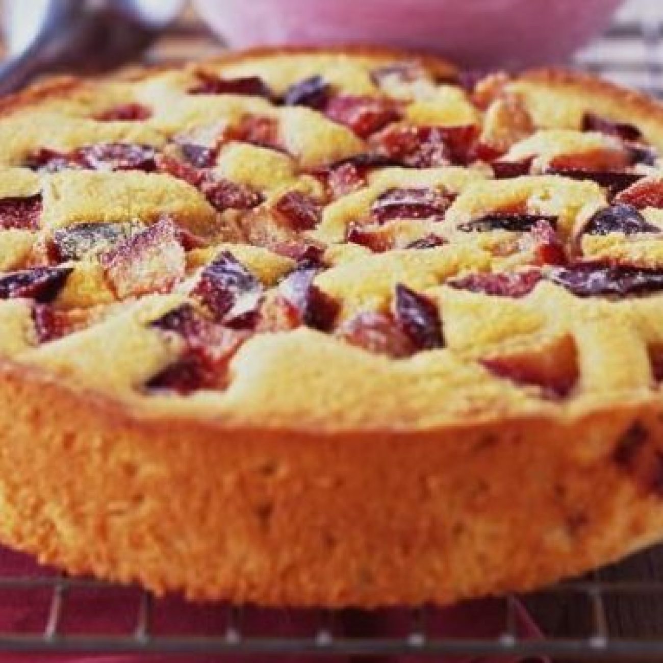 Polish Fresh Plum Cake–Placek Z Sliwkami