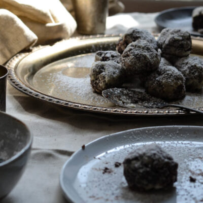 Polvorones De Chocolate Mexican