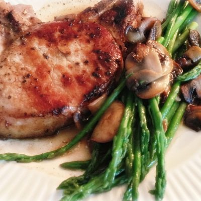 Pork Chops With Asparagus And Mushrooms