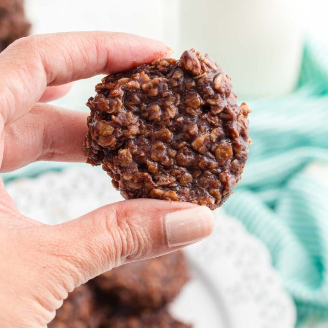 Quick and Easy Chocolate Oatmeal Delight