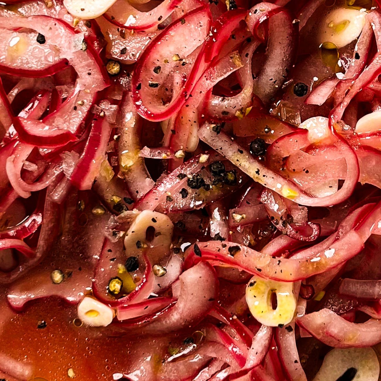 Quick-Pickled Texas-1015 And Red Onions