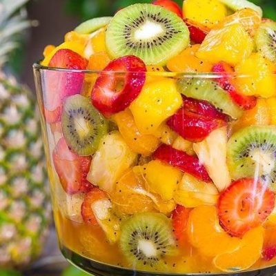 Refreshing Fresh Fruit Salad