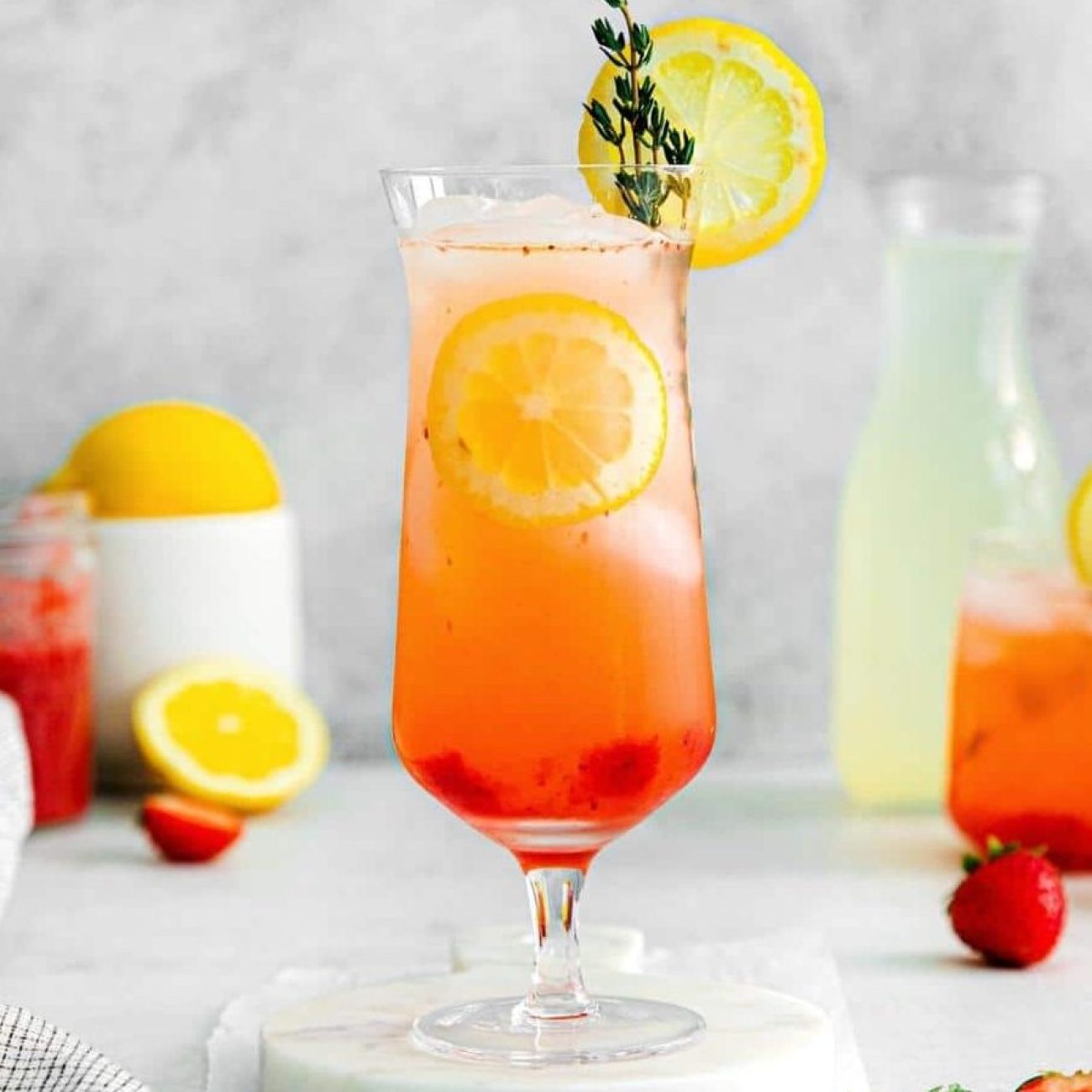 Refreshing Strawberry Lemonade Bliss