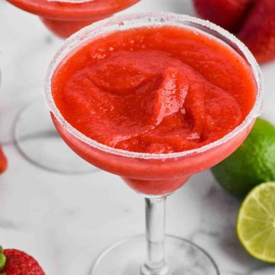 Refreshing Strawberry Margarita Cocktail Recipe