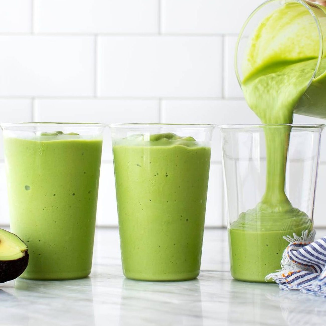 Refreshing Tropical Lime Smoothie Recipe for a Zesty Boost