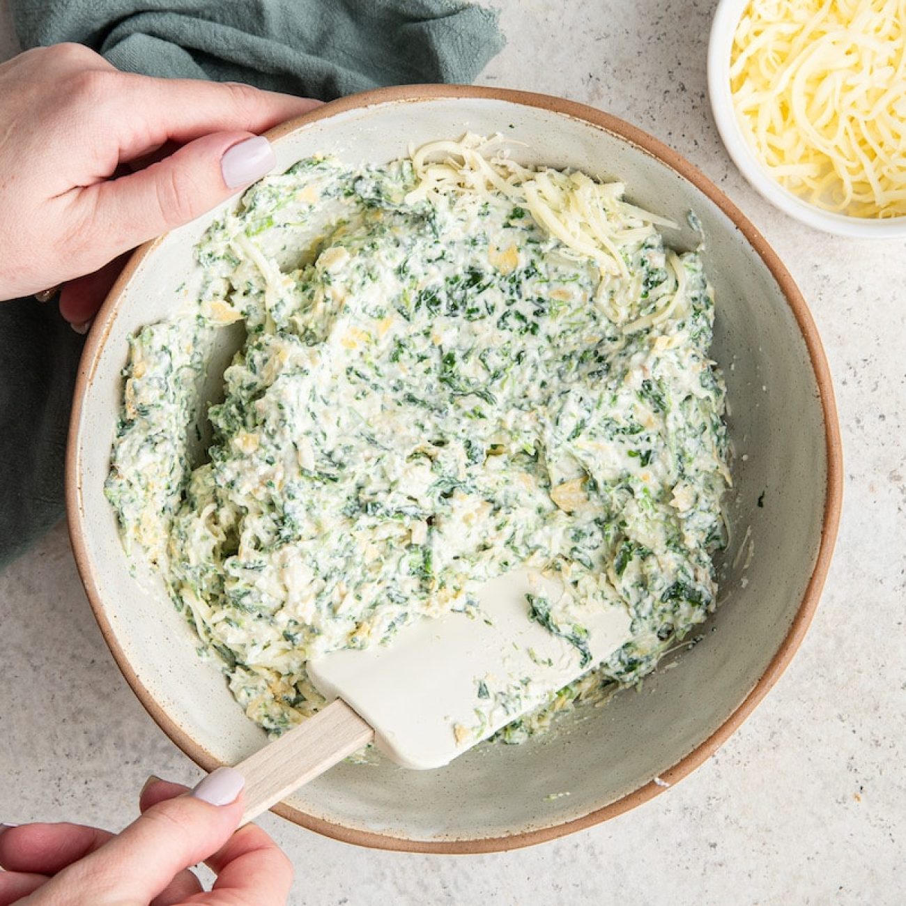 Ricotta Spinach Dip With Chips