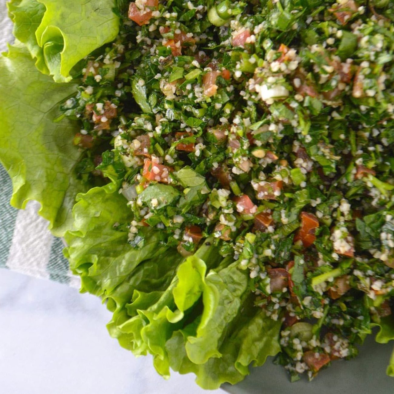 Romaine-Wrapped Tabbouleh Bites: A Fresh and Healthy Recipe