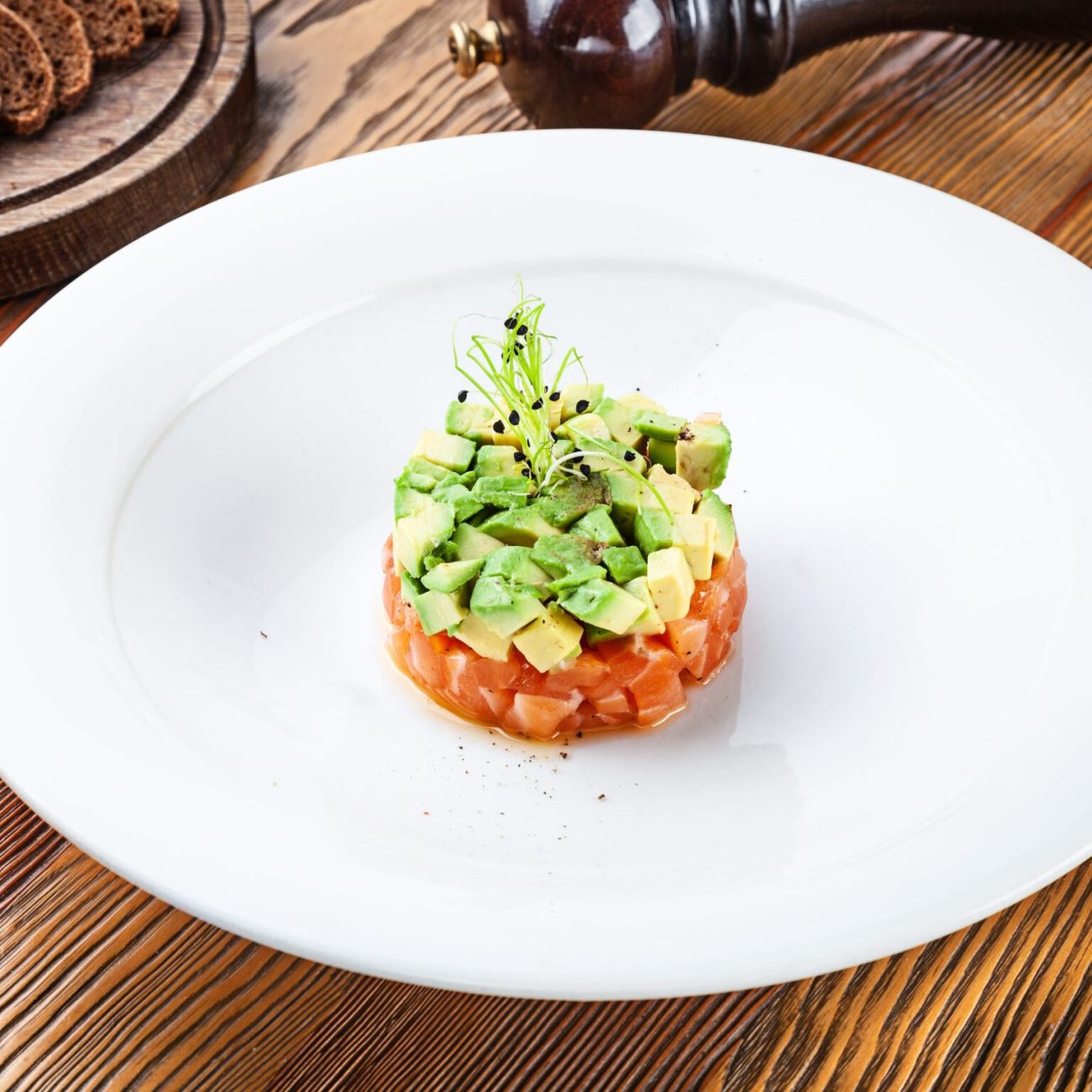 Salmon Steak Tartare Lohitartar