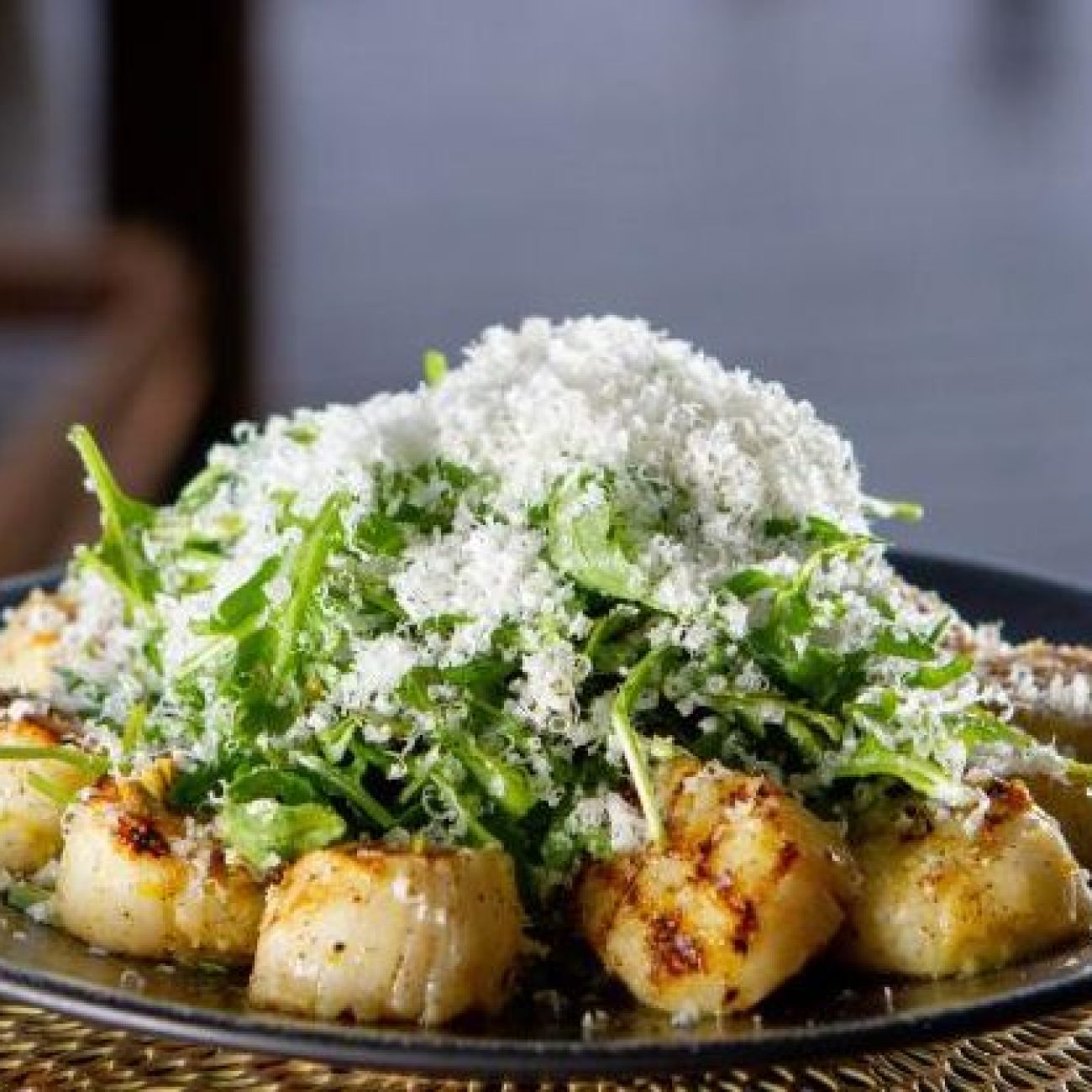 Scallops With Arugula