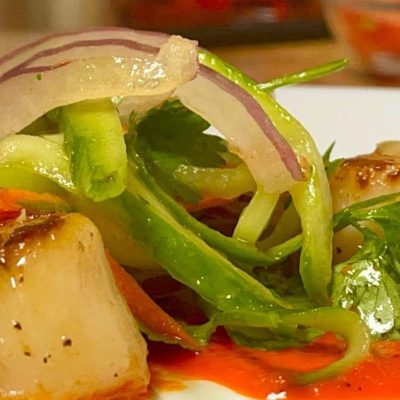 Sea Scallops With Roasted Red Pepper Sauce