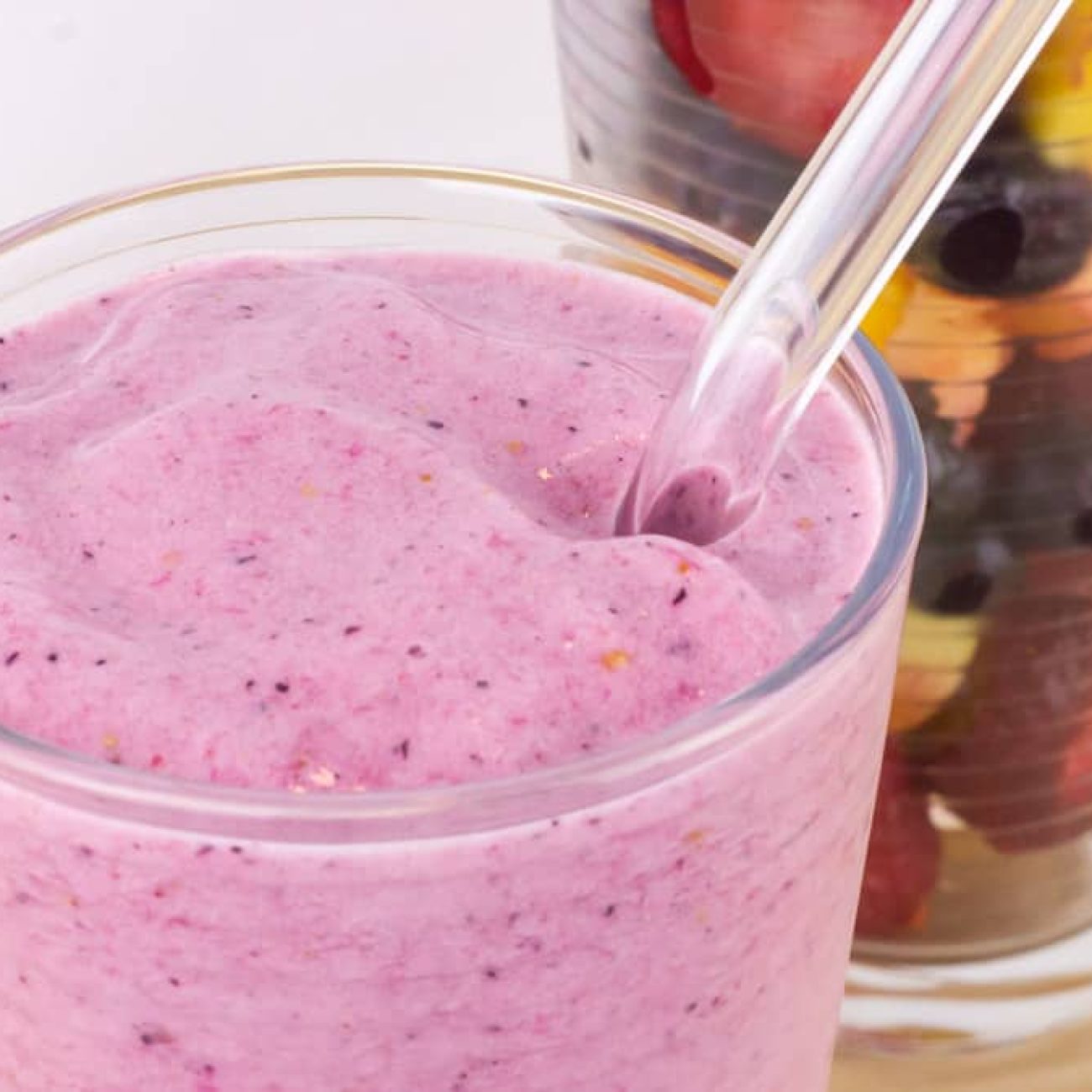 Shake, Smoothie… Frozen Fruit