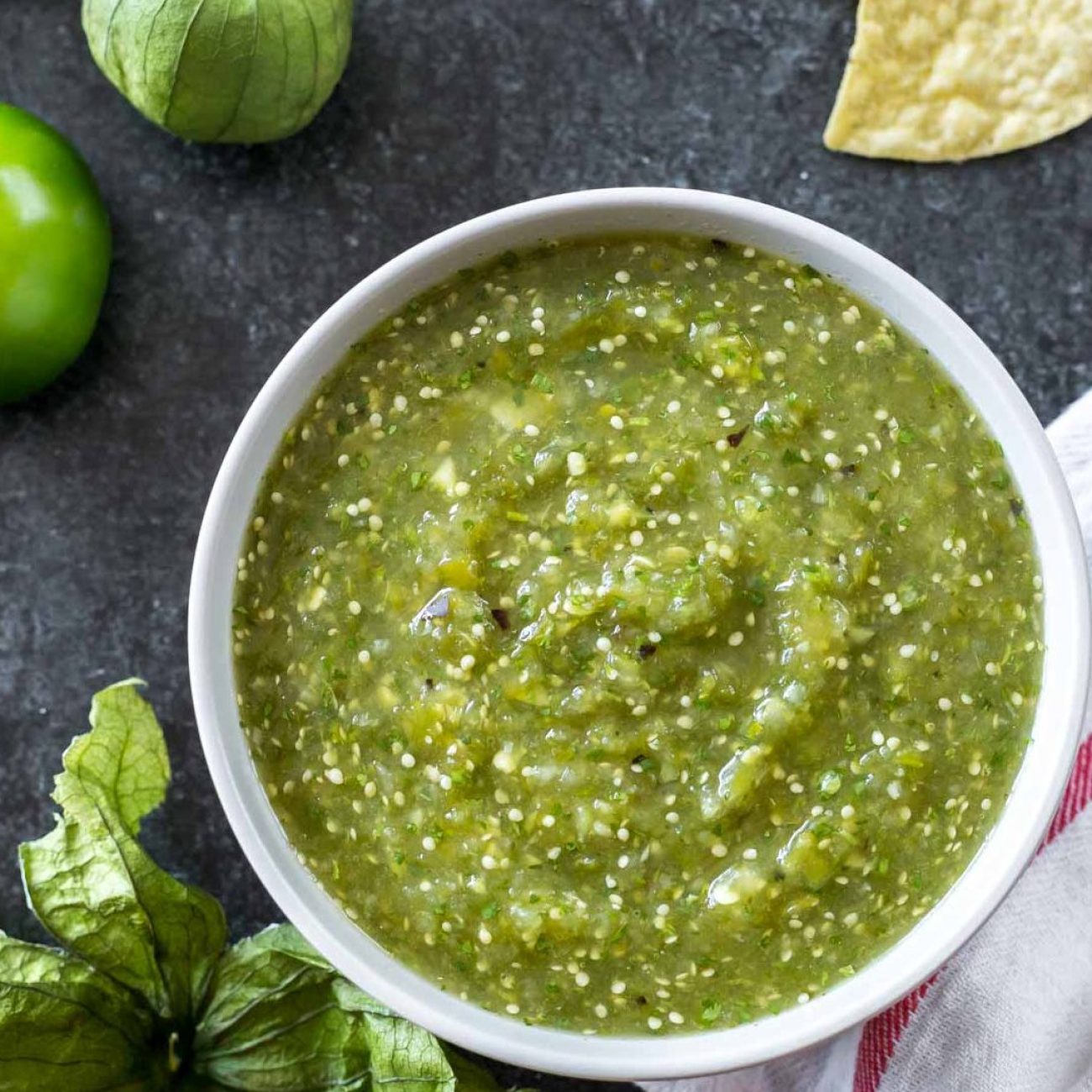 Simple Tomatillo Salsa