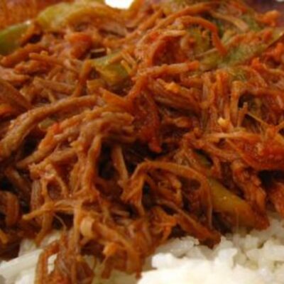 Slow Cooker Ropa Vieja - Cuban Shredded Beef