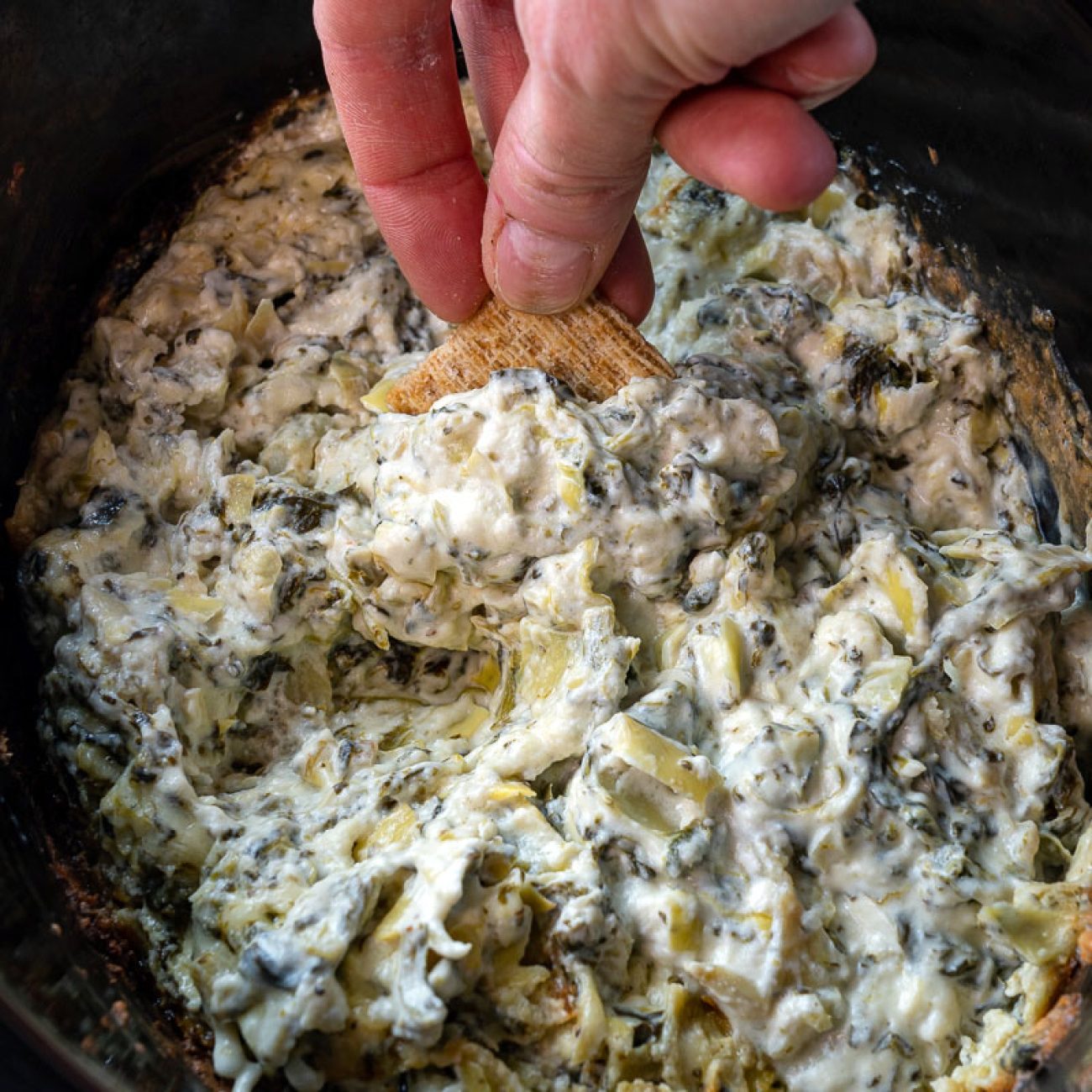 Slow Cooker Spinach And Artichoke Dip