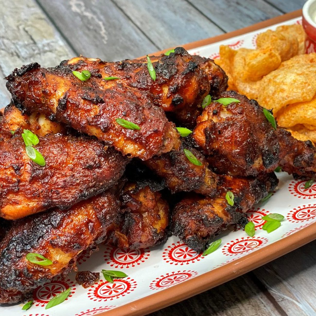 Spicy Firecracker Chicken Wings with Creamy Horseradish Dip