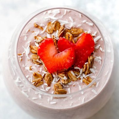 Strawberry And Bran Power Smoothie: A Nutritious Breakfast Blend