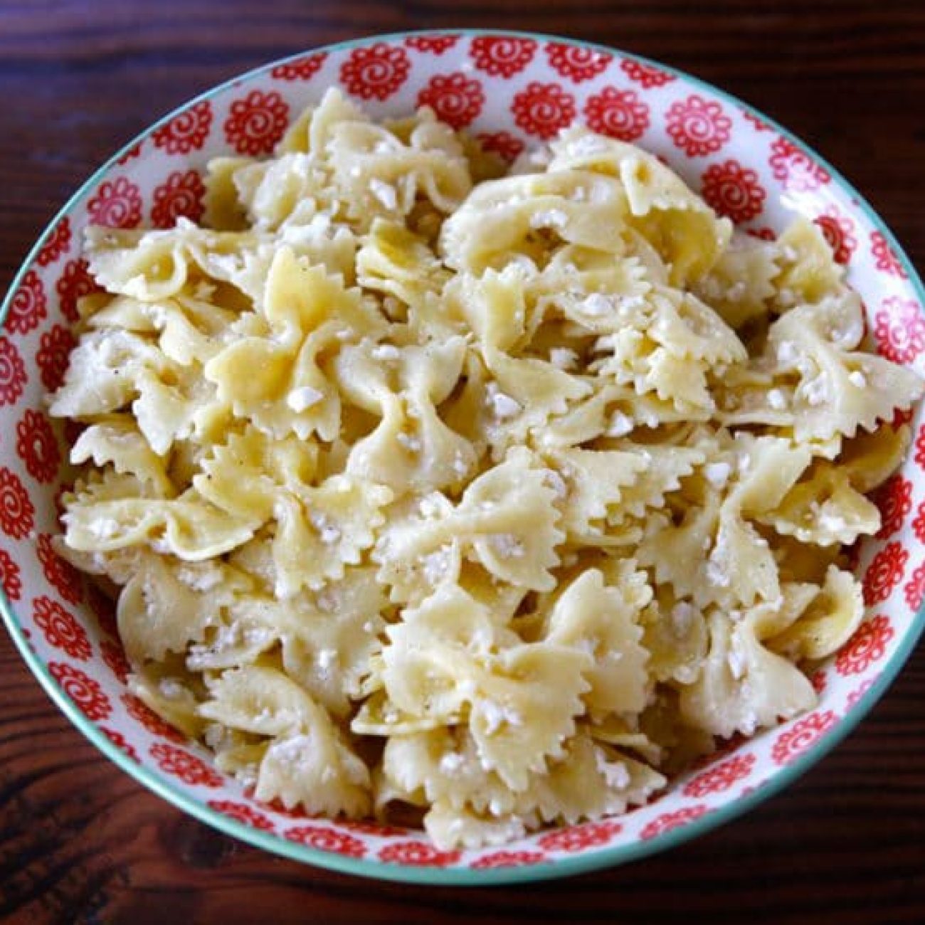 Traditional Ukrainian Lokshyna Noodles with Cottage Cheese Recipe