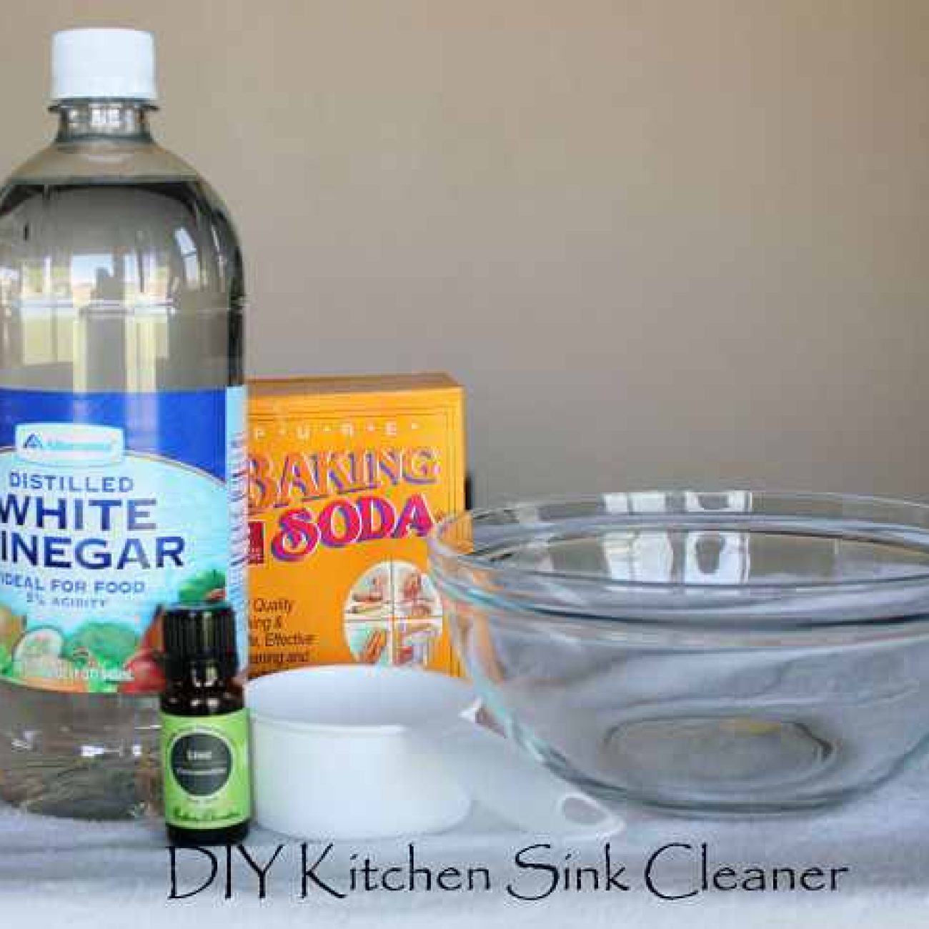Ultimate DIY Kitchen Sink Cleaner for Sparkling Results