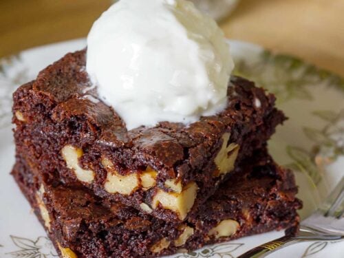 Ultimate Eggless Chocolate Chunk Brownies Recipe