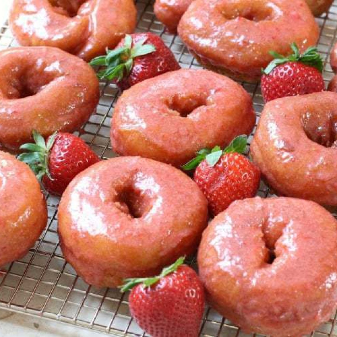 Ultimate Homemade Strawberry Glaze Recipe