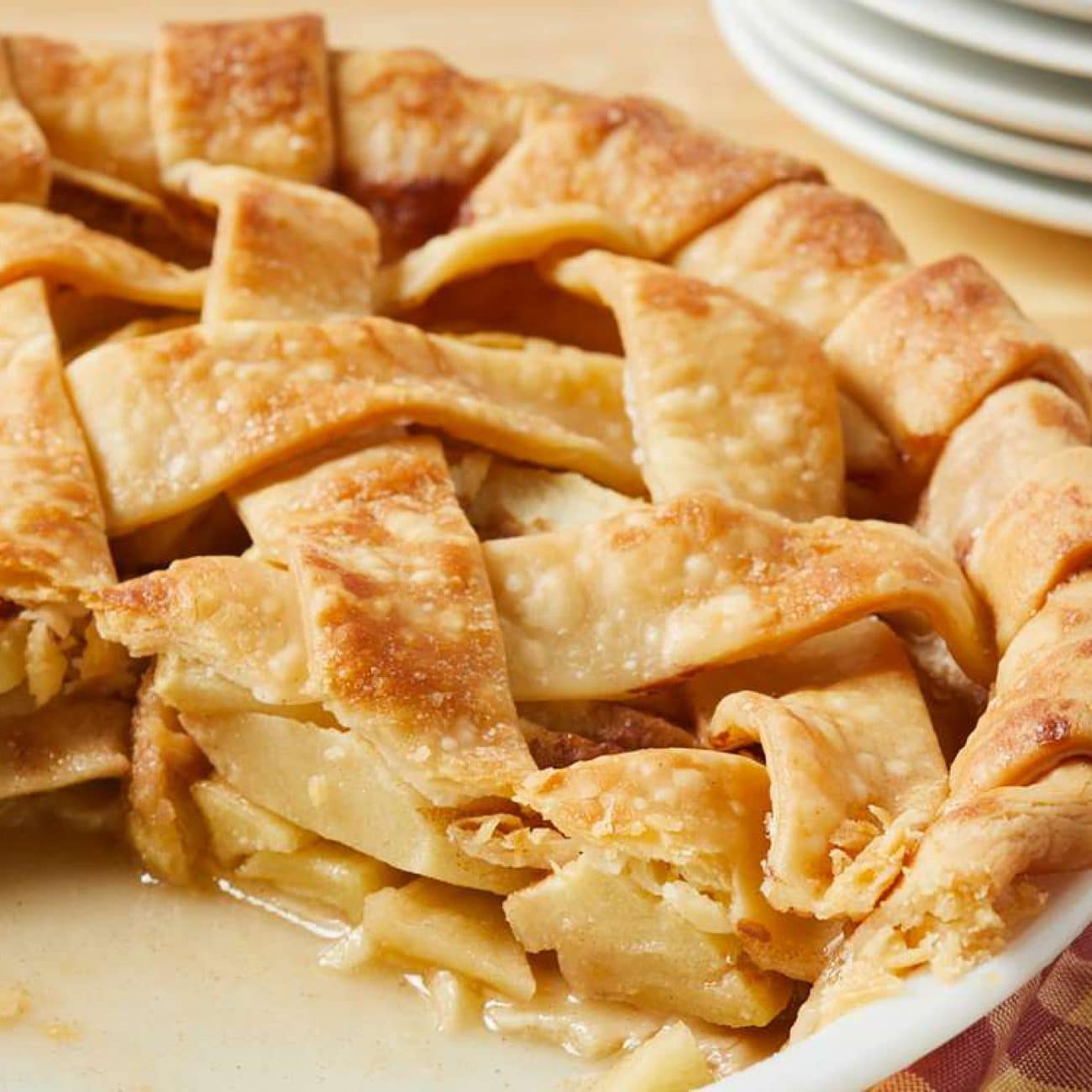 220997 Chef Johns Caramel Apple Pie Ddmfs 2X1 8608 4C1Db1C5Aa054138B5B353983673A3Af